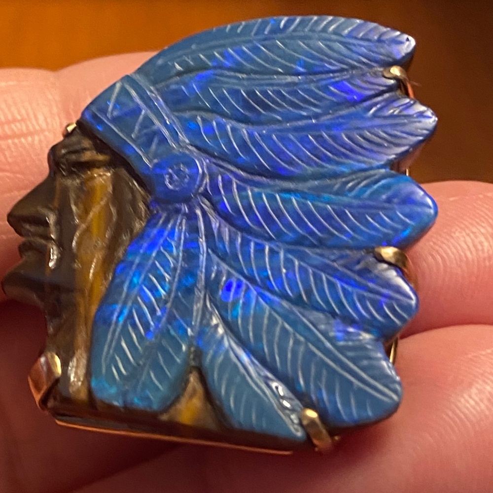 Stunning Queensland Boulder Opal Carved Native American Chief Pin 14 kt